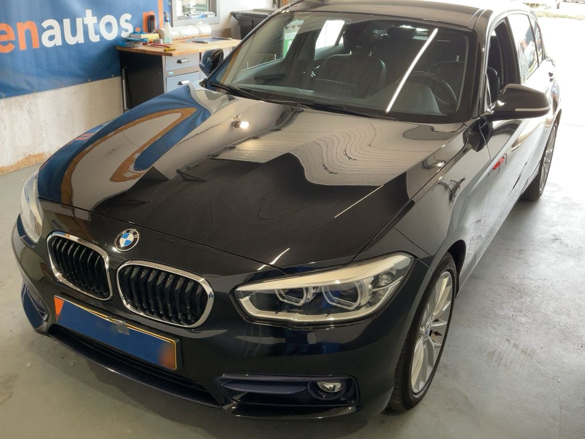 BMW 1er 2018 — photo 1