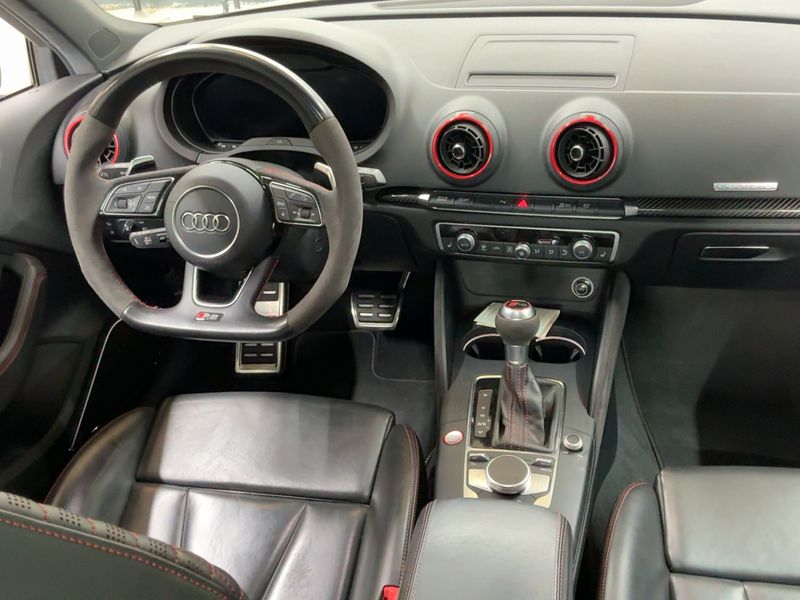 Audi RS 3 Sportback 2.5 TFSI quattro — zdjęcie 12