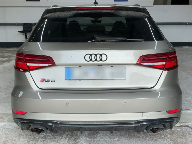 Audi RS 3 Sportback 2.5 TFSI quattro — zdjęcie 5