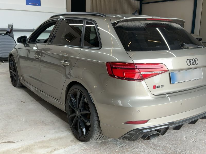 Audi RS 3 Sportback 2.5 TFSI quattro — zdjęcie 3