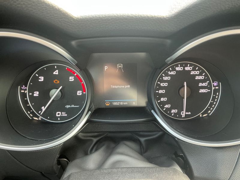 Alfa Romeo Stelvio 2.2 JTDM 2WD 2018 – снимка 26