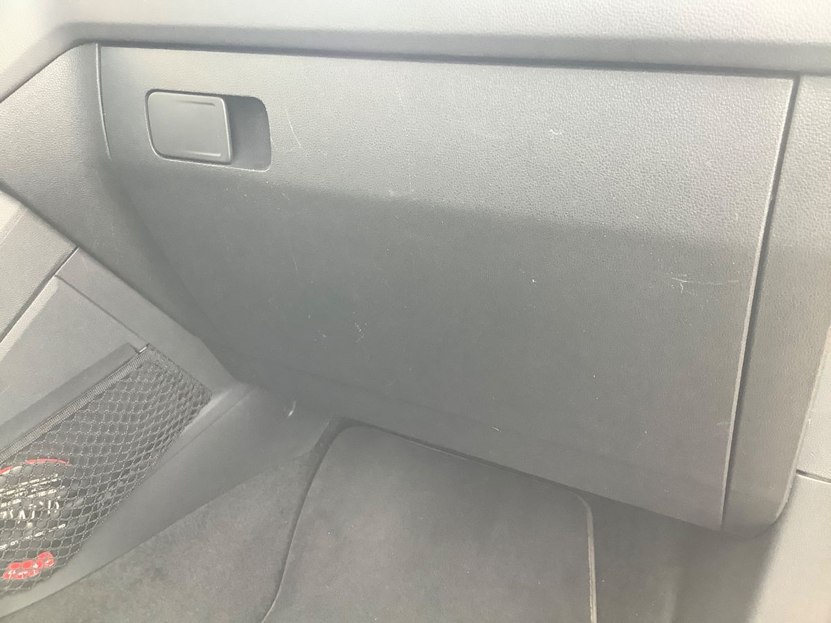 Volkswagen Tiguan 2020 — photo 35
