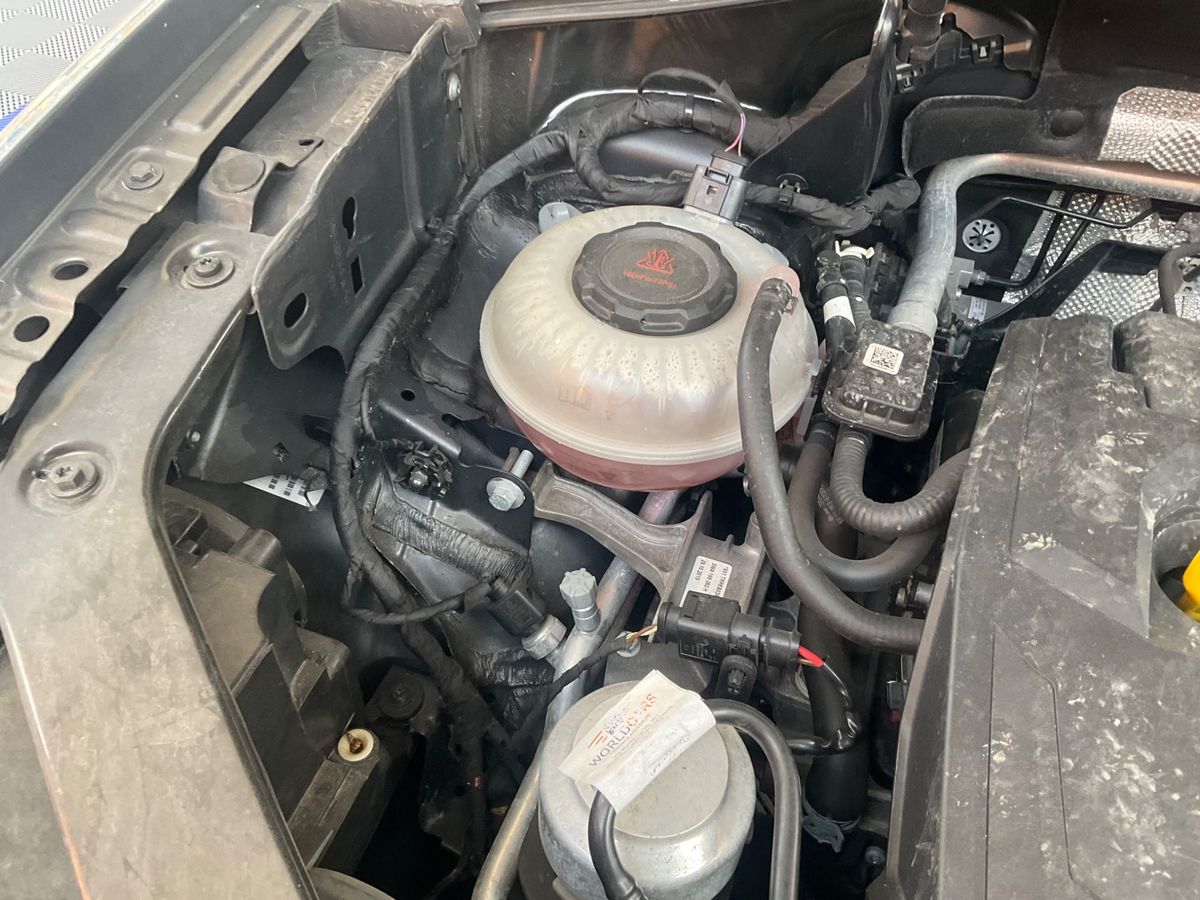 Volkswagen Tiguan 2020 — photo 26