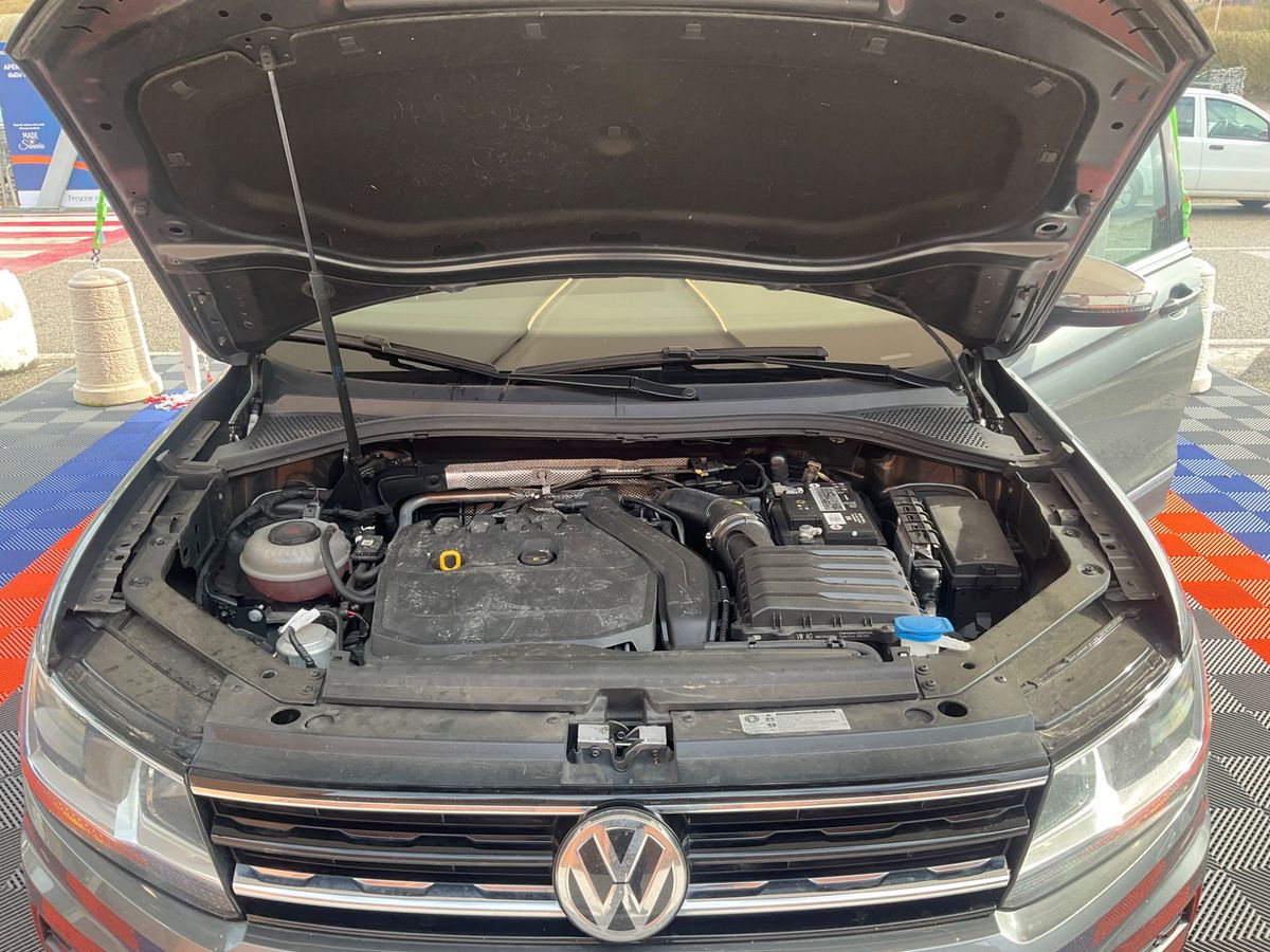 Volkswagen Tiguan 2020 — photo 24