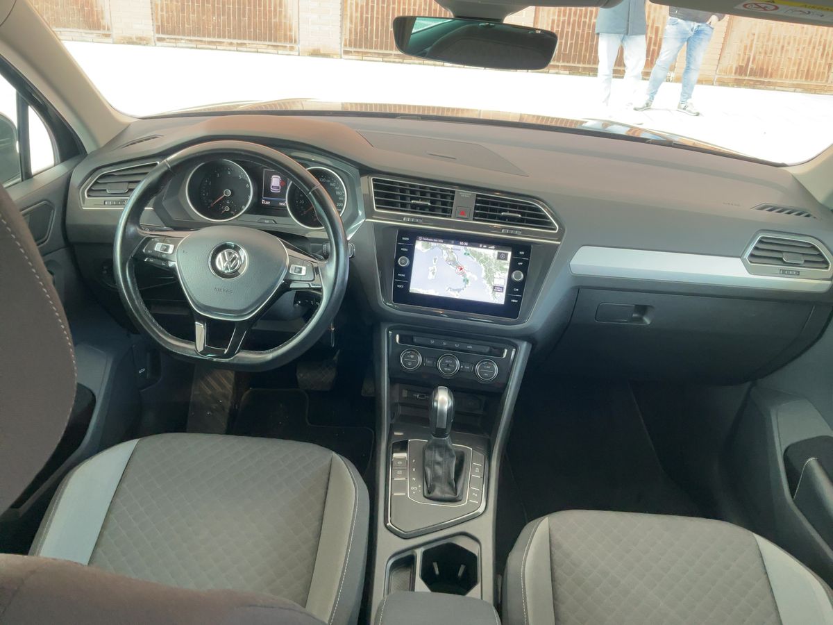 Volkswagen Tiguan 2020 — photo 18