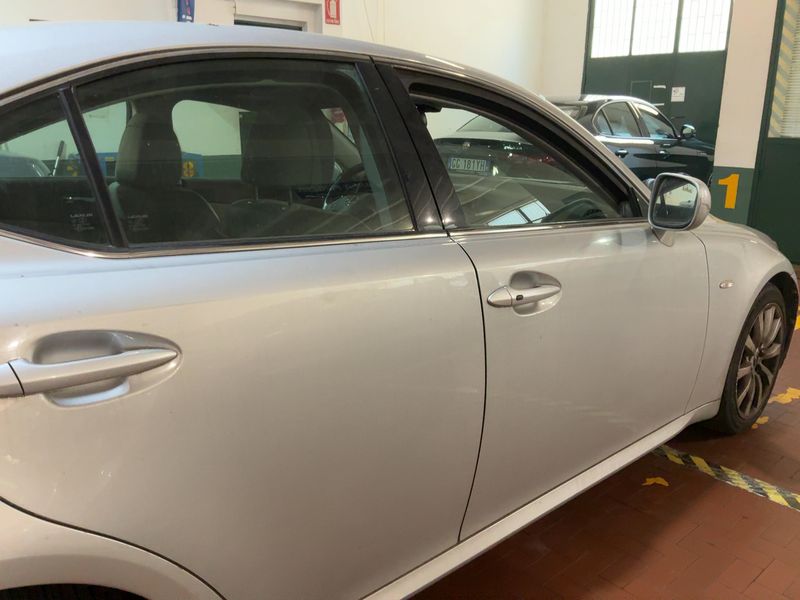 Lexus IS-Serie IS 250 Luxury Line — zdjęcie 7