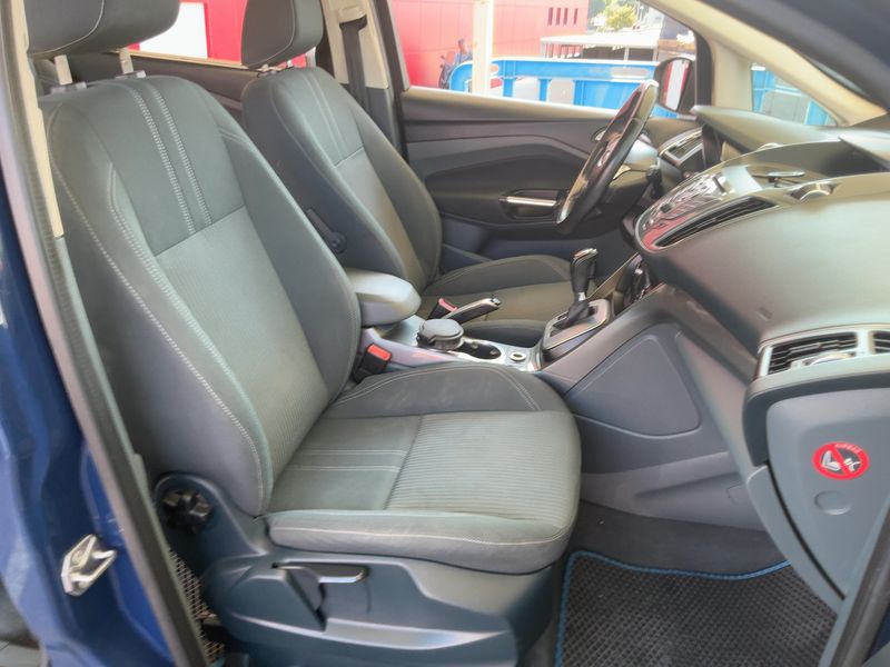 Ford Grand C-Max 2.0 TDCi Titanium — zdjęcie 11