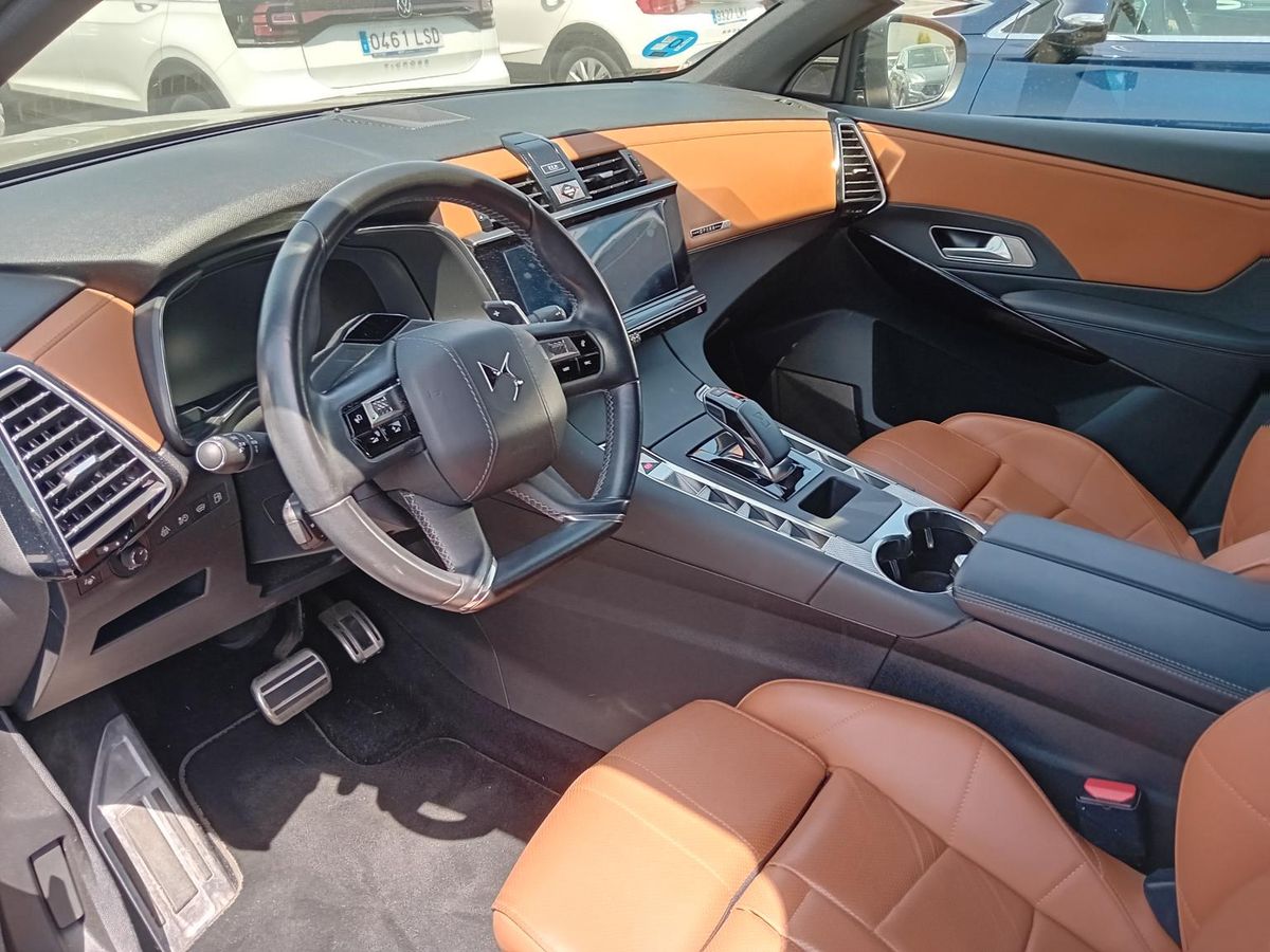DS Automobiles DS7 Crossback 1.6 E-Tense Hybrid Grand Chic 4x4