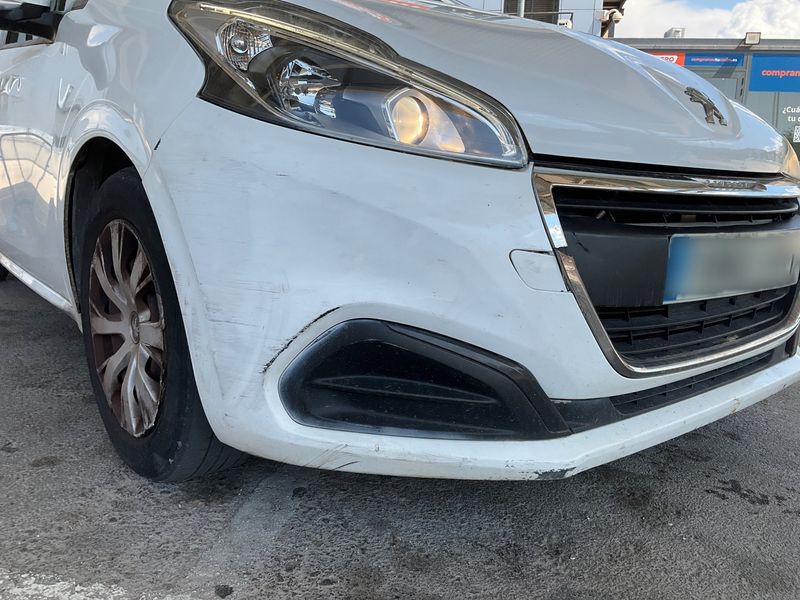 Peugeot 208 1.6 Blue-HDi Active 2015 – снимка 34