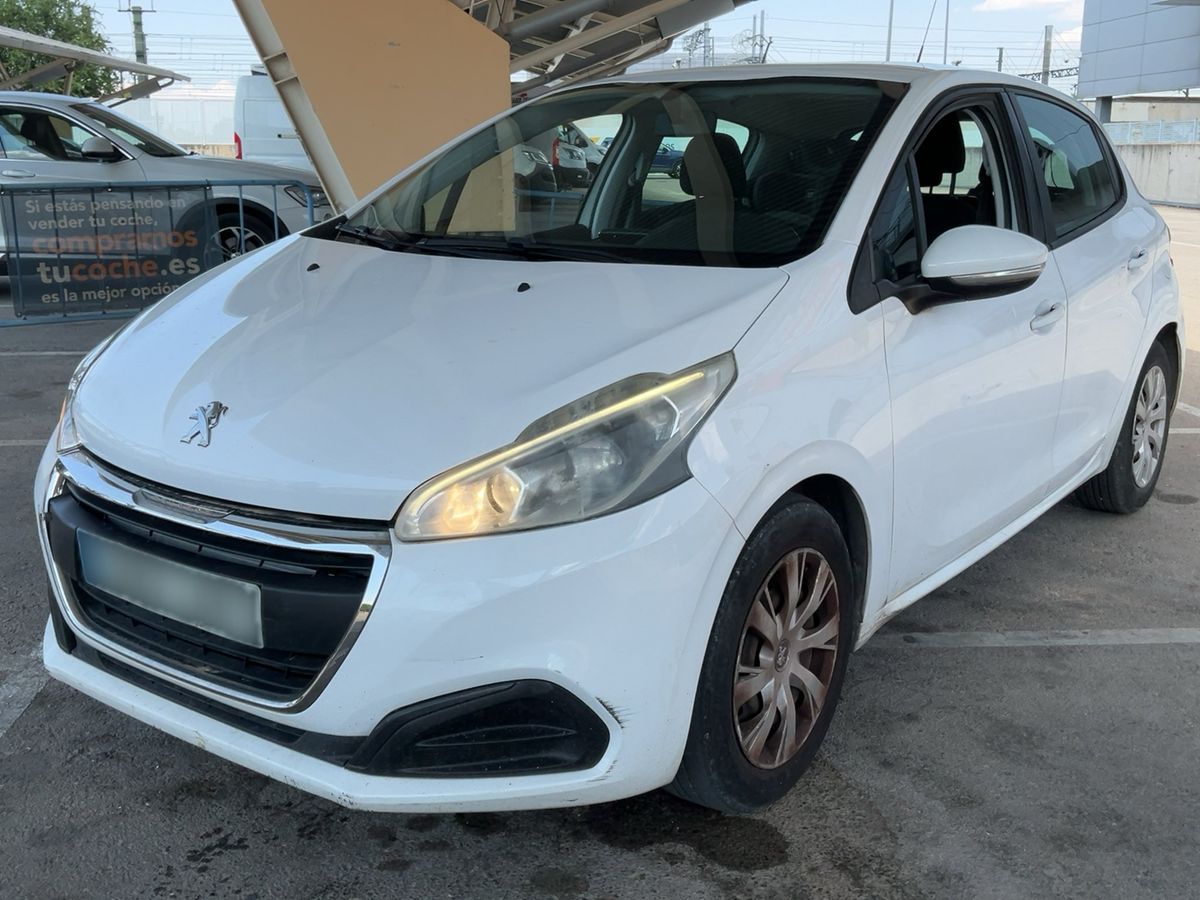 Peugeot 208 2015