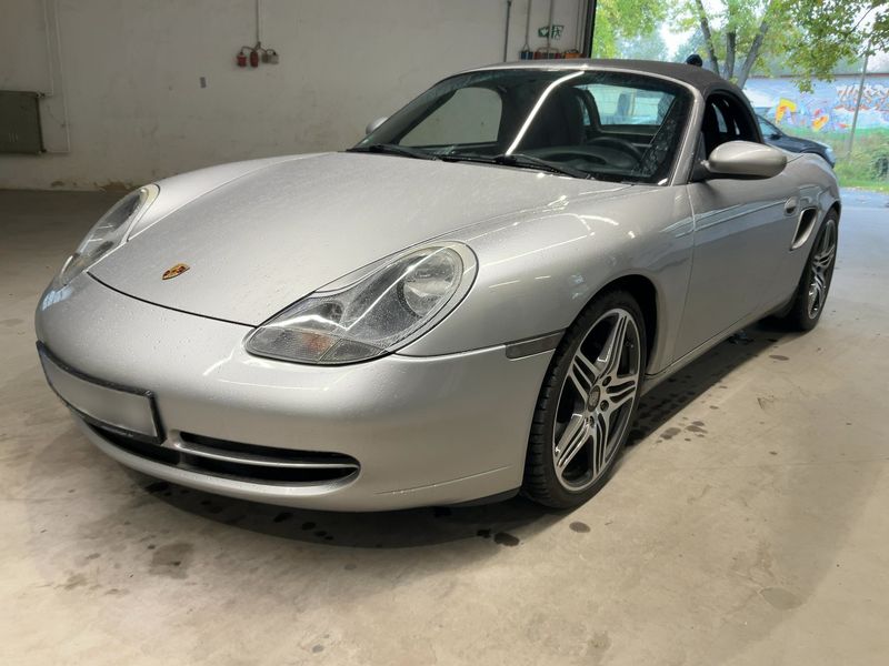 Porsche Boxster 2.7