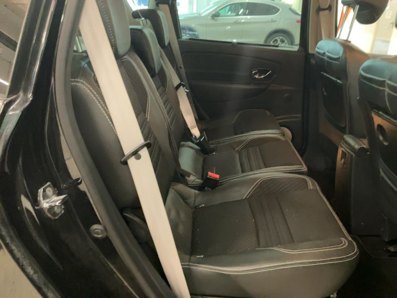 Renault Scenic 1.2 TCe Energy BOSE Edition — zdjęcie 14