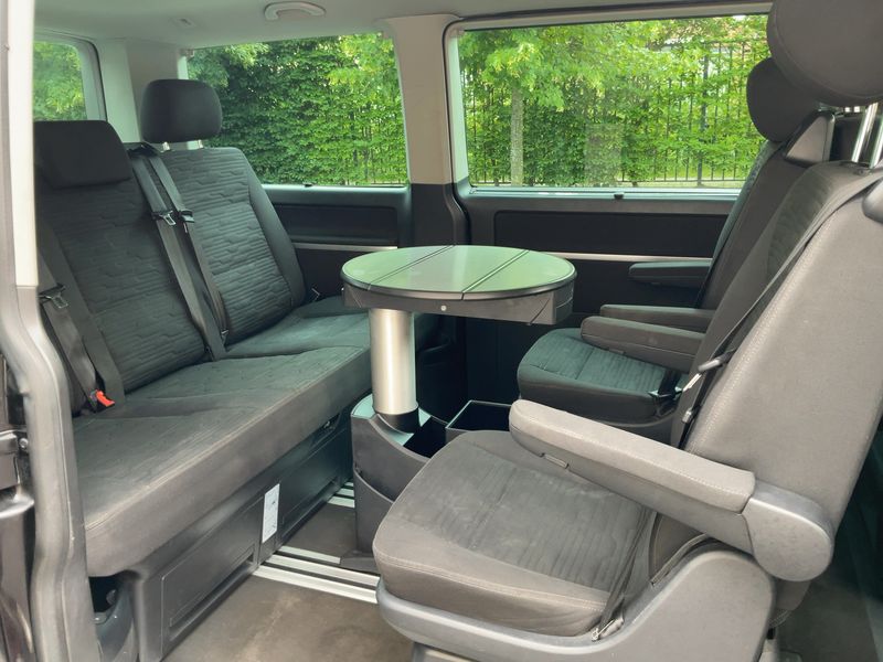 Volkswagen T6 Multivan 2.0 TDI Comfortline FWD — zdjęcie 14
