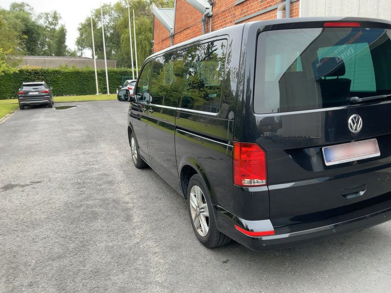 Volkswagen T6 Multivan 2.0 TDI Comfortline FWD — zdjęcie 3