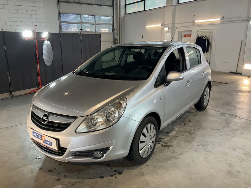 Corsa 1.2 Edition