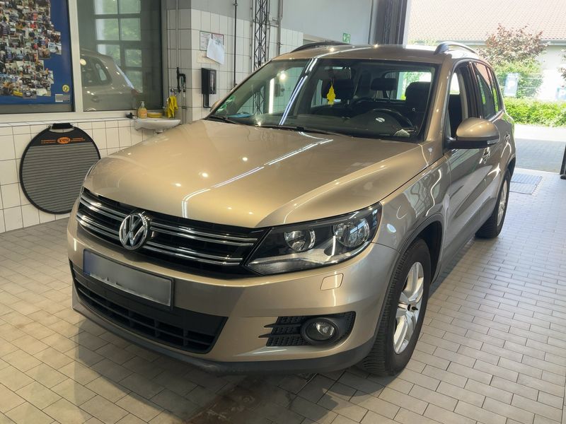Volkswagen Tiguan 1.4 TSI Trend & Fun BlueMotion Tech — zdjęcie 1