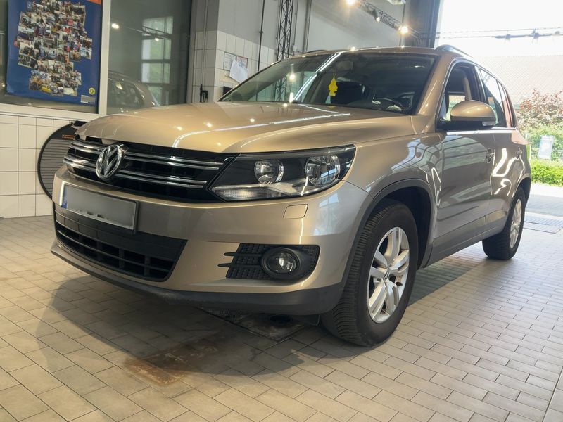 Volkswagen Tiguan 1.4 TSI Trend & Fun BlueMotion Tech — zdjęcie 2