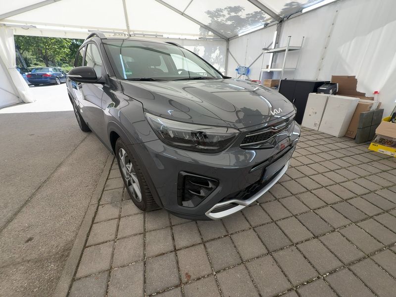 Kia Stonic 1.0 TGDI Mild-Hybrid GT Line — zdjęcie 8
