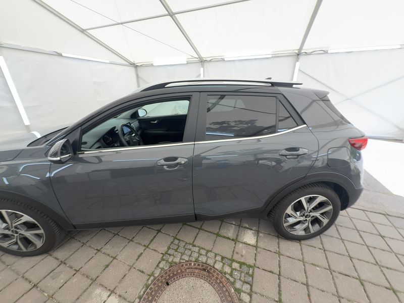 Kia Stonic 1.0 TGDI Mild-Hybrid GT Line — zdjęcie 4