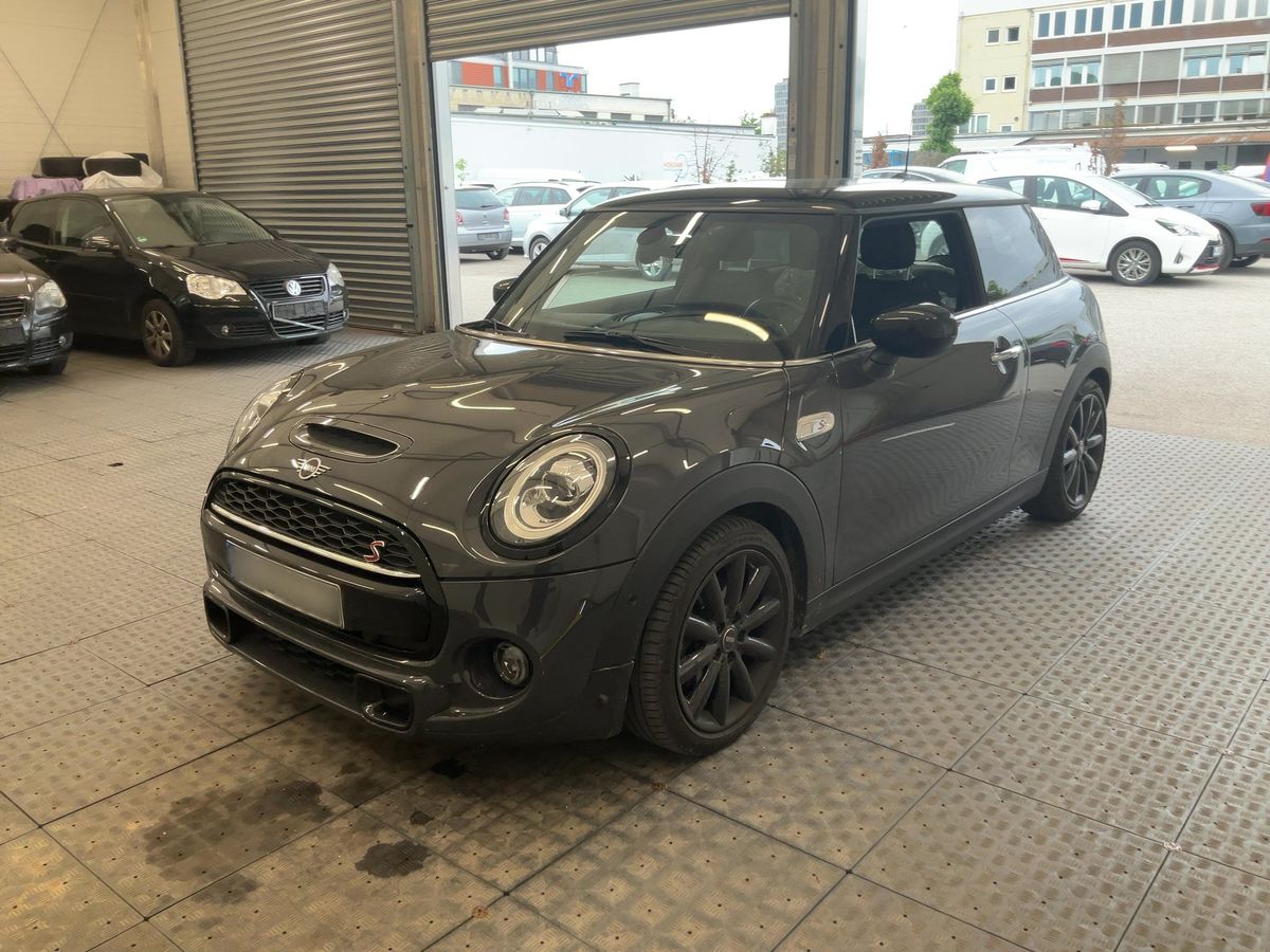 MINI Cooper 2020 — photo 1