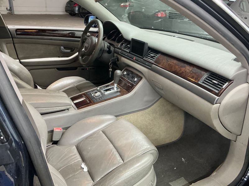 Audi A8 3.0 V6 — zdjęcie 3