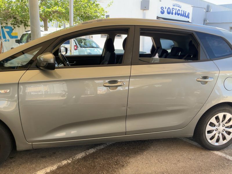 Kia Carens 1.6 GDI Concept — zdjęcie 4