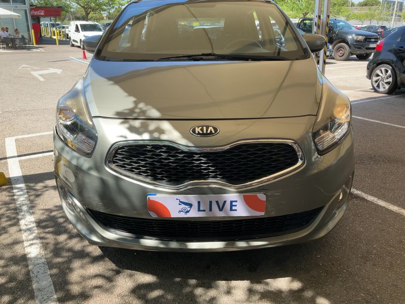 Kia Carens 1.6 GDI Concept — zdjęcie 9