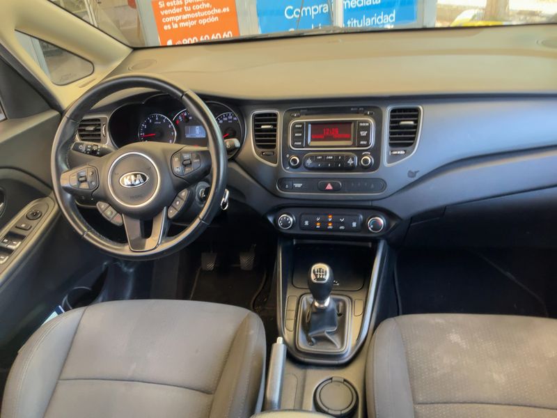 Kia Carens 1.6 GDI Concept — zdjęcie 12