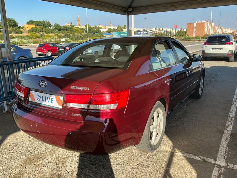 Hyundai Sonata 2.0 CRDi CRDI GLS — zdjęcie 2