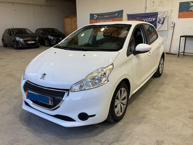 Peugeot 208 1.6 HDi Active — zdjęcie 1