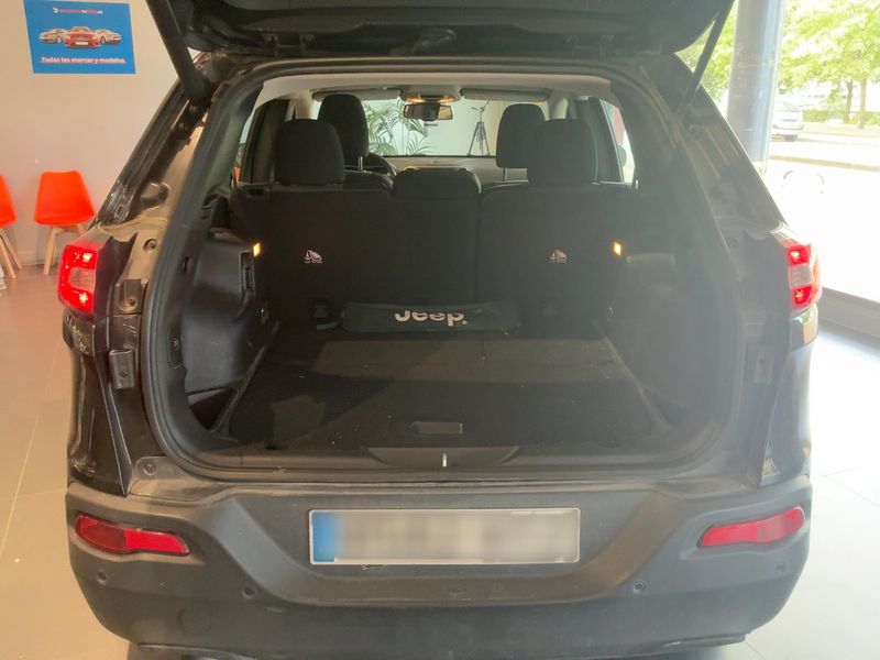 Jeep Cherokee 2.0 M-Jet Longitude FWD — zdjęcie 10