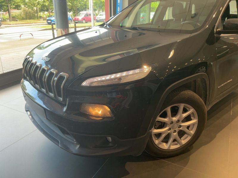 Jeep Cherokee 2.0 M-Jet Longitude FWD — zdjęcie 2