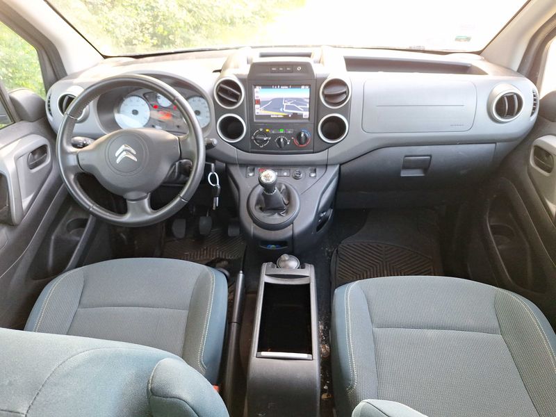 Citroen Berlingo 1.2 PureTech Selection 2018 – снимка 11
