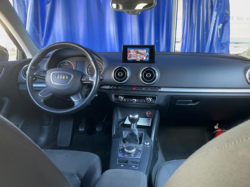 Audi A3 Sportback 1.6 TDI Attraction 2014 – снимка 17