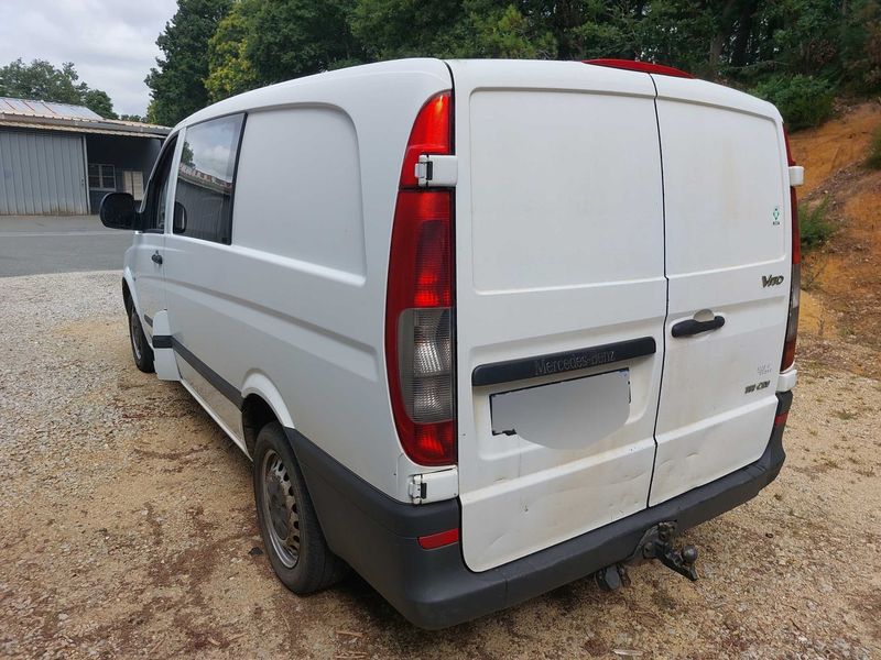 Mercedes-Benz Vito 111 CDI lang 10-Sitzer — zdjęcie 3