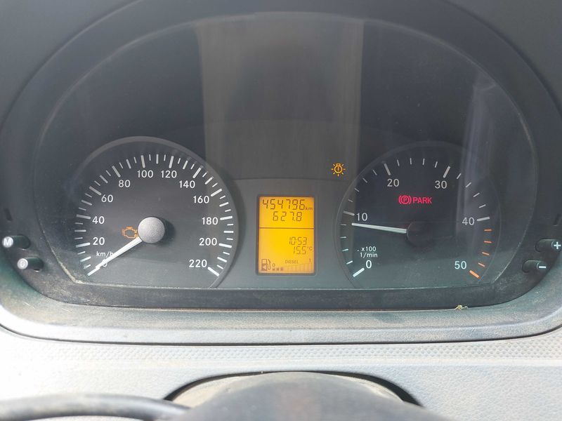 Mercedes-Benz Vito 111 CDI lang 10-Sitzer — zdjęcie 12
