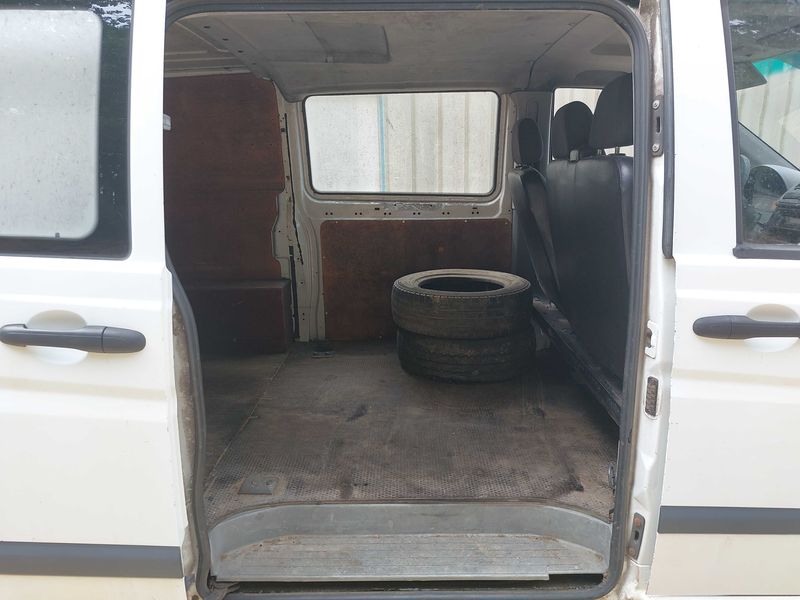Mercedes-Benz Vito 111 CDI lang 10-Sitzer — zdjęcie 13
