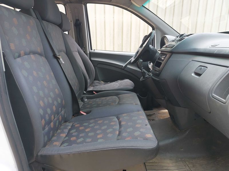 Mercedes-Benz Vito 111 CDI lang 10-Sitzer — zdjęcie 10