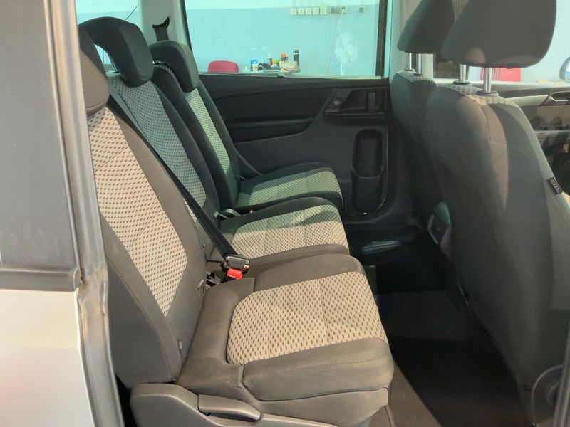 Volkswagen Sharan 2.0 TDI Trendline BlueMotion Tech — zdjęcie 14