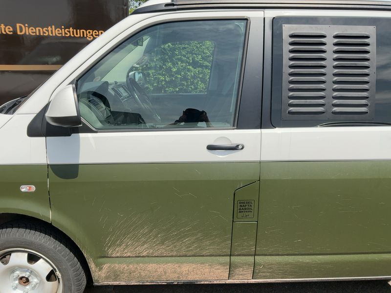 Volkswagen T5 California 2.0 TDI Beach Aufstelldach 4Motion — zdjęcie 4