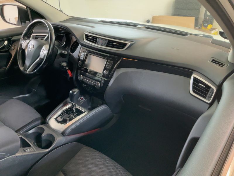 Nissan Qashqai 1.6 dCi Acenta — zdjęcie 12