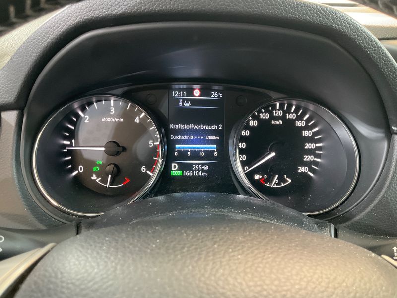 Nissan Qashqai 1.6 dCi Acenta — zdjęcie 13