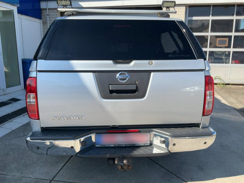 Nissan Navara Pick-up 3.0 V6 dCi Double Cab LE 4x4 — zdjęcie 5