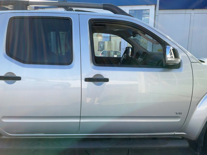 Nissan Navara Pick-up 3.0 V6 dCi Double Cab LE 4x4 — zdjęcie 7