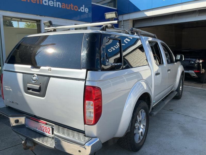 Nissan Navara Pick-up 3.0 V6 dCi Double Cab LE 4x4 — zdjęcie 6