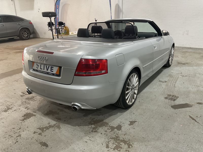 Audi A4 1.8 Turbo — zdjęcie 2
