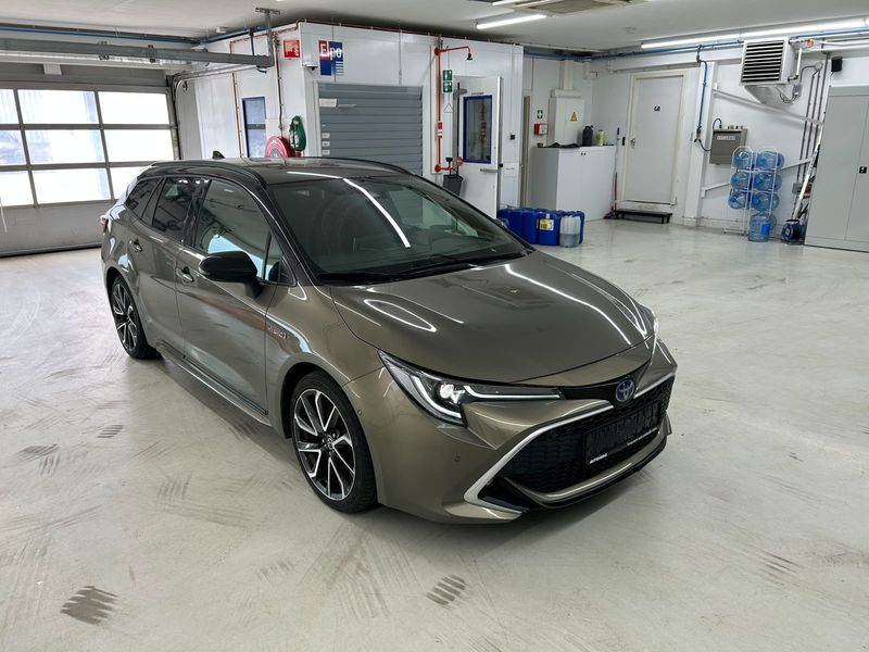 Toyota Corolla 2.0 Hybrid Lounge — zdjęcie 8