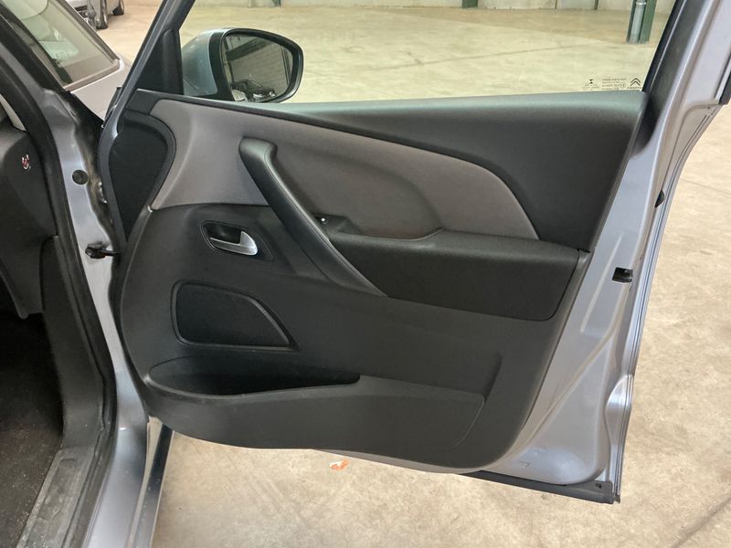 Citroen C4 Spacetourer 1.2 PureTech Business 2019 – снимка 27
