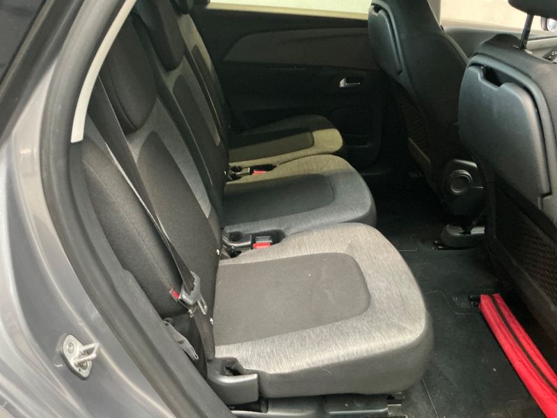Citroen C4 Spacetourer 1.2 PureTech Business 2019 – снимка 28