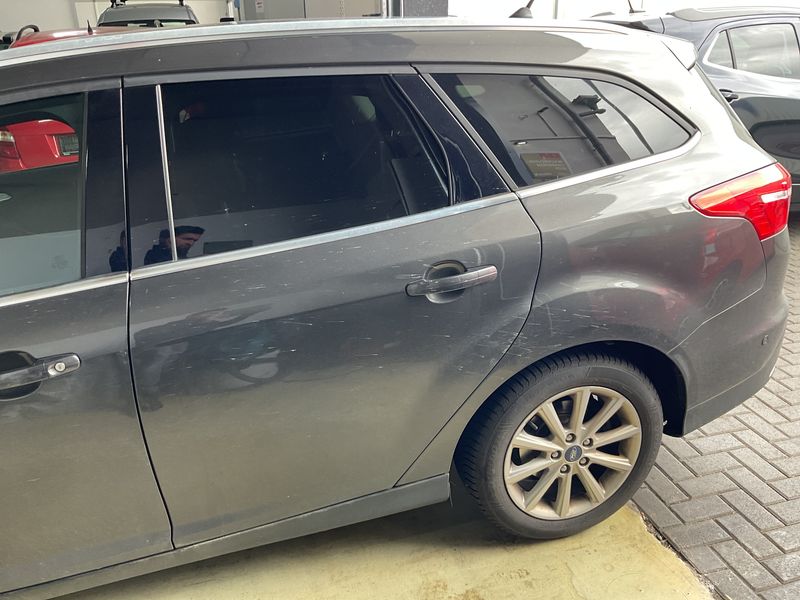 Ford Focus 1.0 EcoBoost Titanium — zdjęcie 21